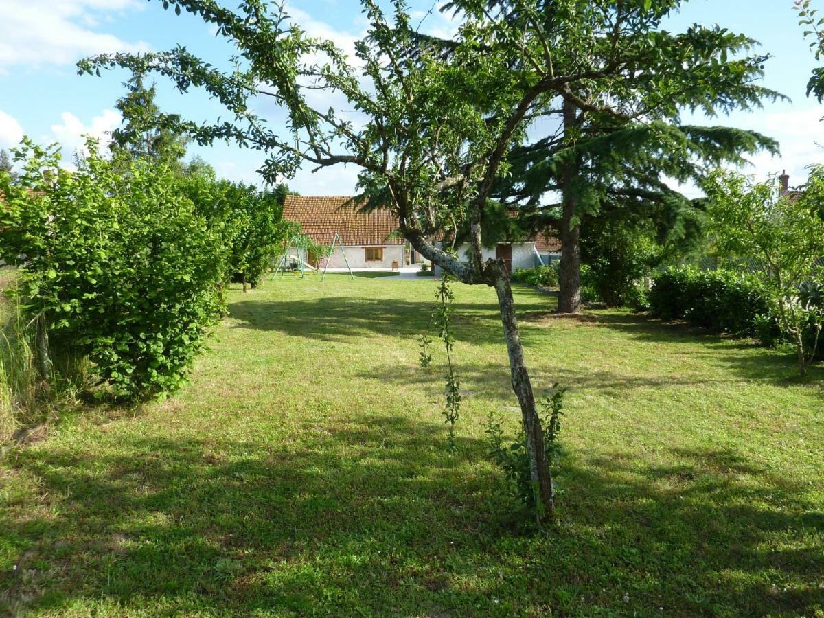 Gite De Sologne "Les Galoches" Dhuizon Exterior photo